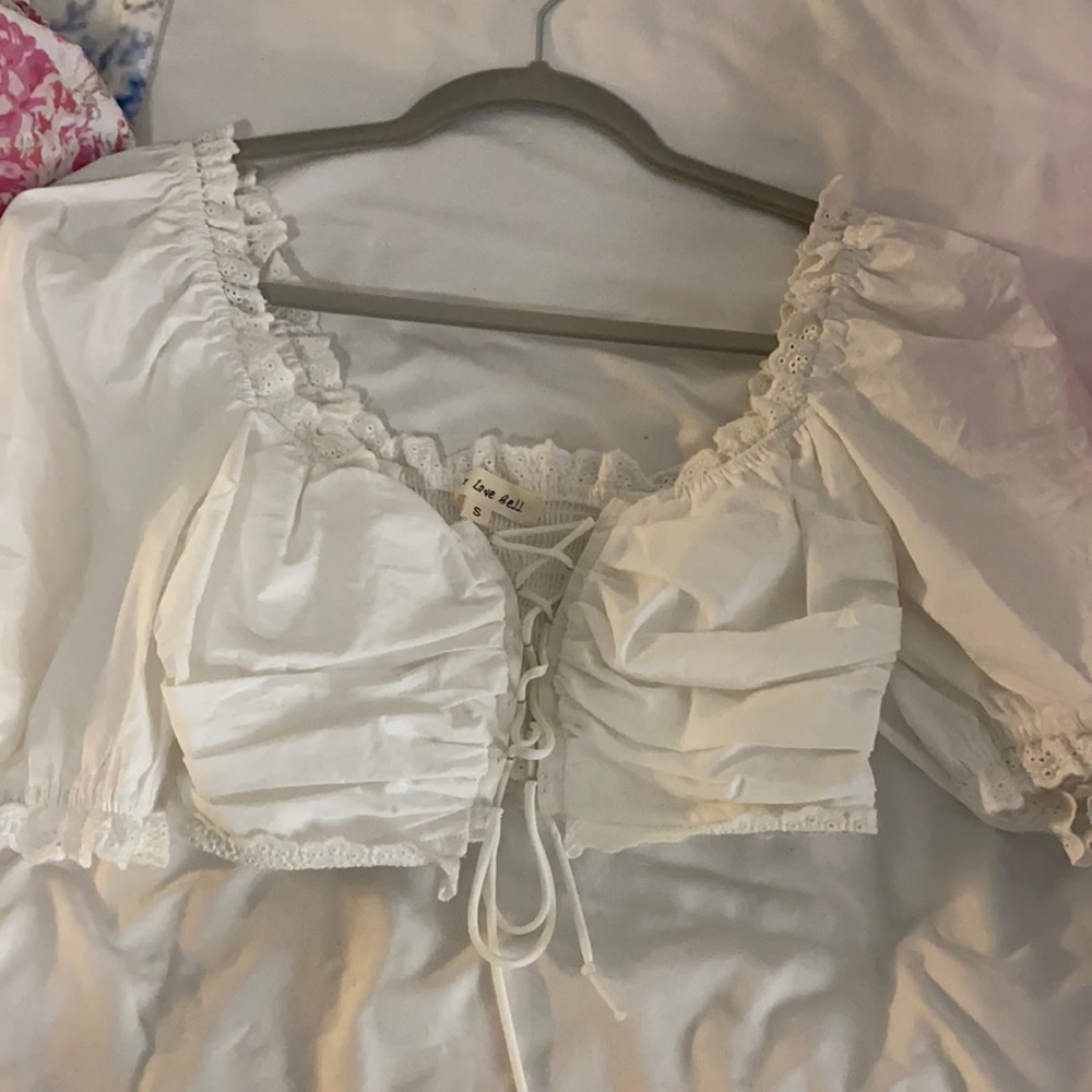 lace up crop top